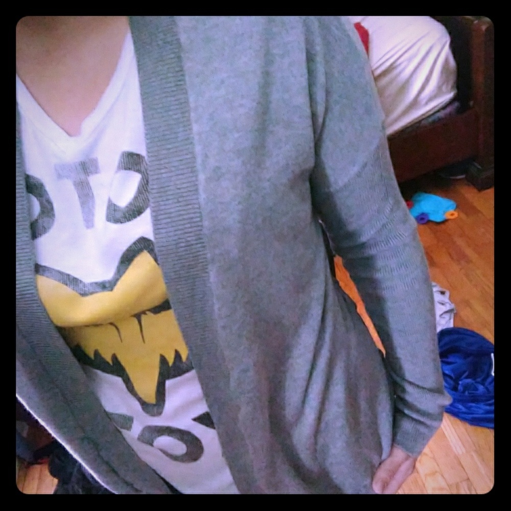 Adorable gray cardigan with laced up side detail